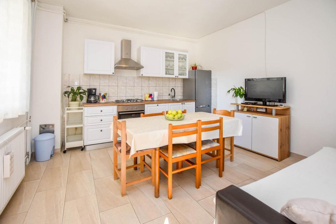 Kuca Za Odmor Lucija Apartamento Vrana  Exterior foto
