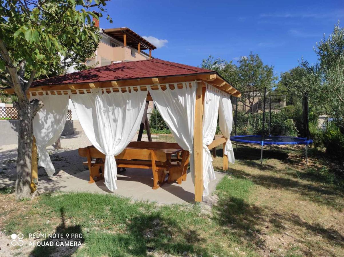 Kuca Za Odmor Lucija Apartamento Vrana  Exterior foto