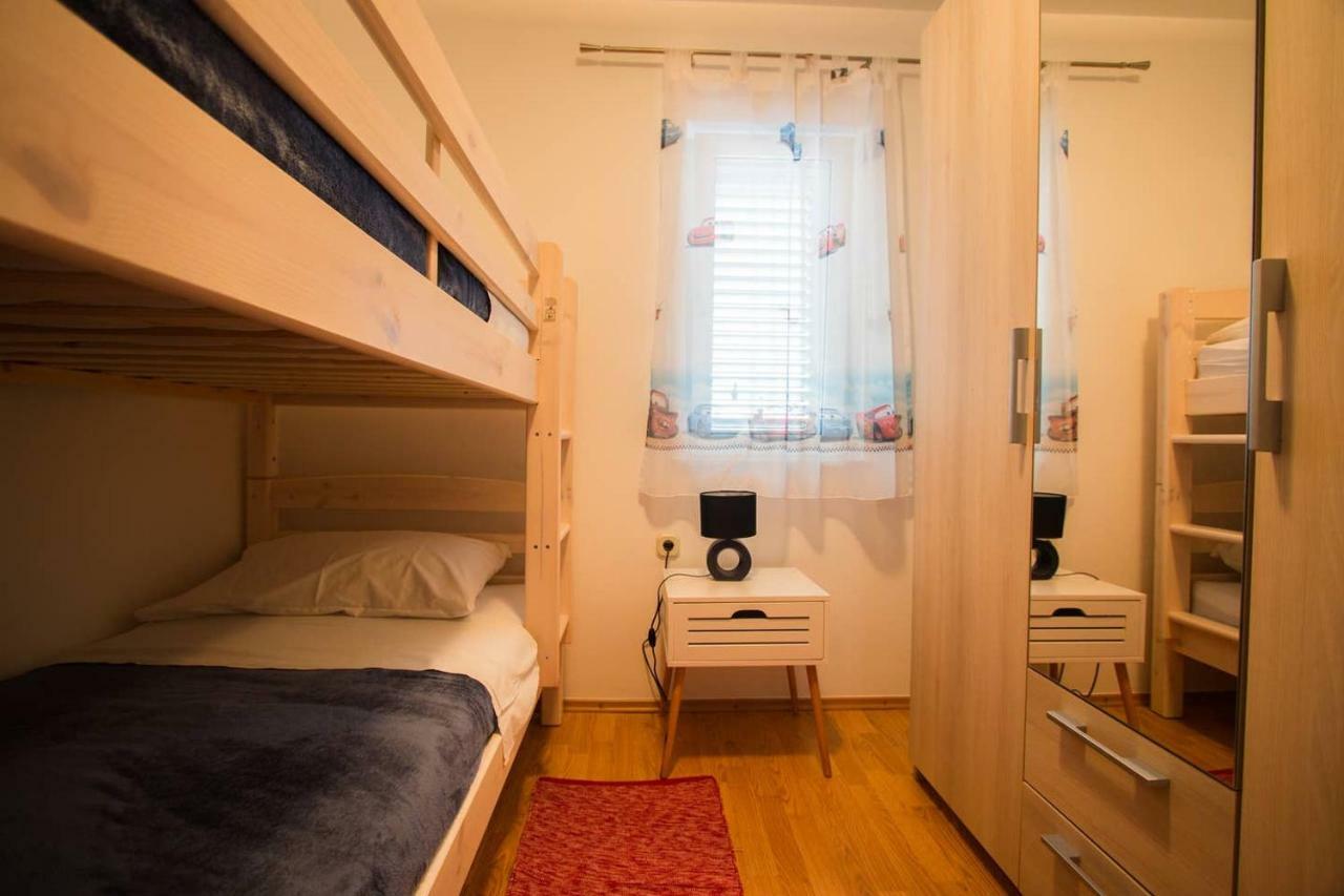 Kuca Za Odmor Lucija Apartamento Vrana  Exterior foto